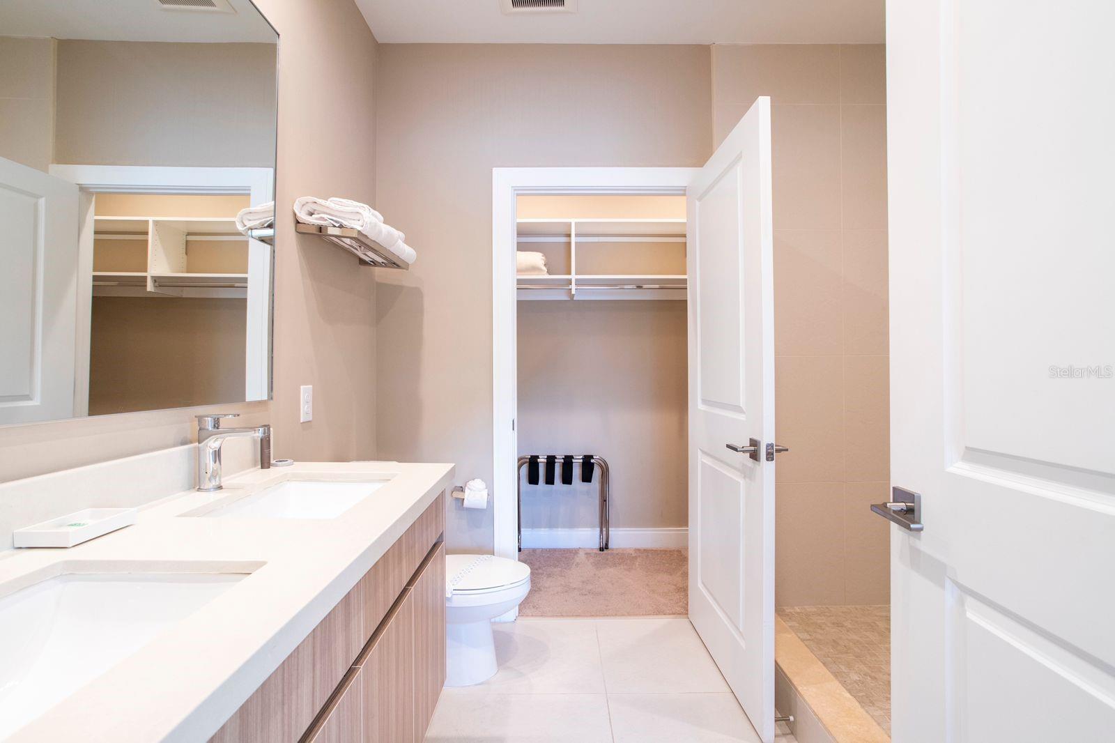 7487 BROOKLYN Dr KISSIMMEE, FL 34747