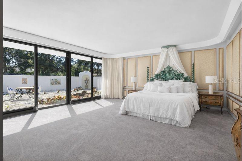 812 SWEETWATER Clb Blvd LONGWOOD, FL 32779