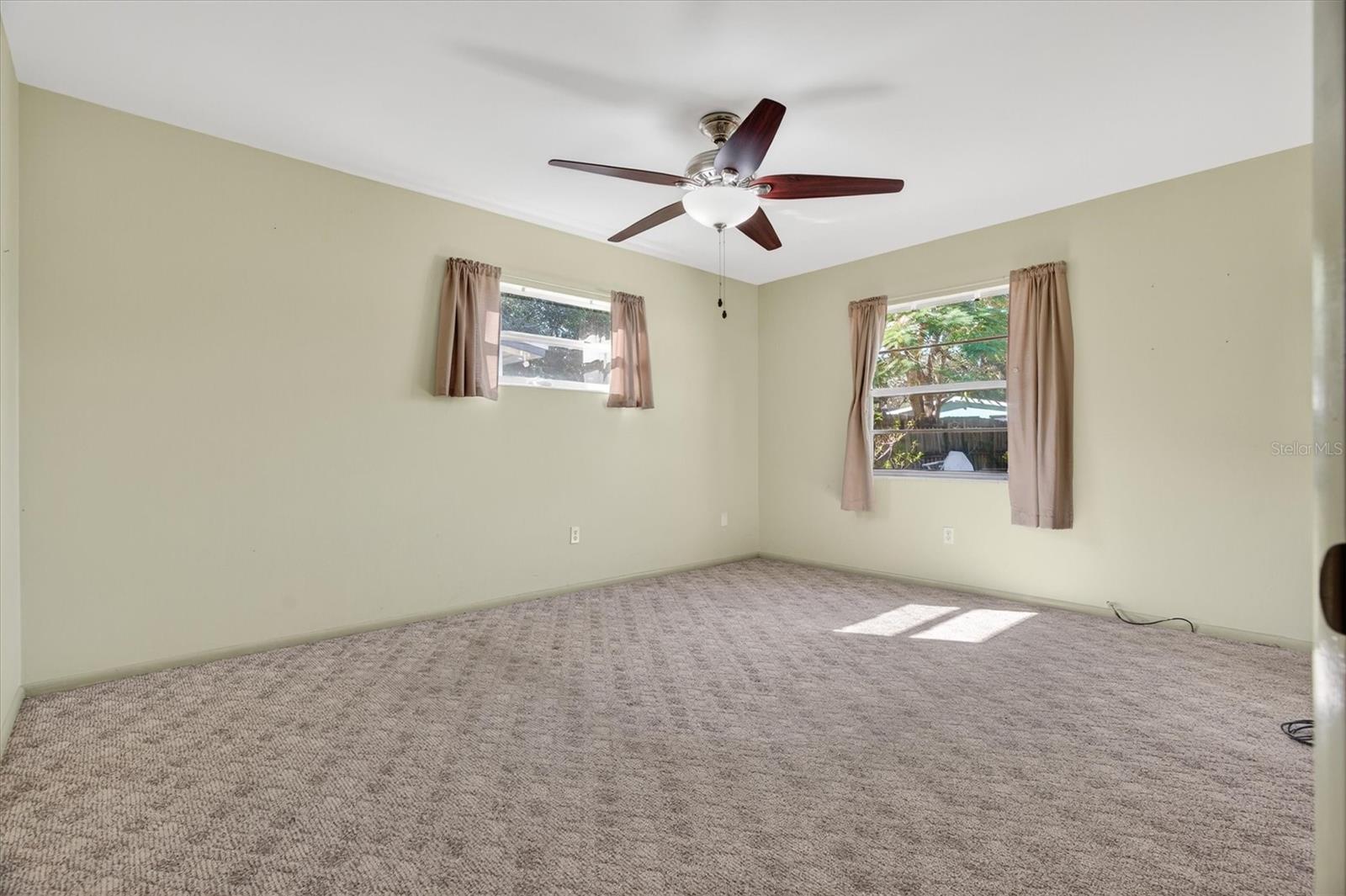 1704 LARKIN Ave ORLANDO, FL 32812