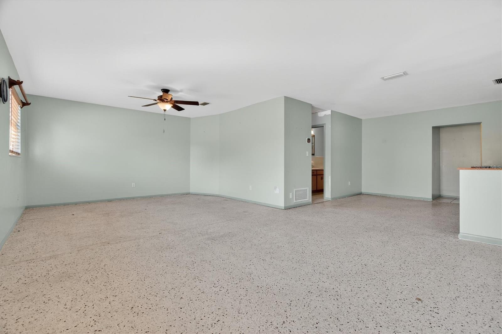 1704 LARKIN Ave ORLANDO, FL 32812