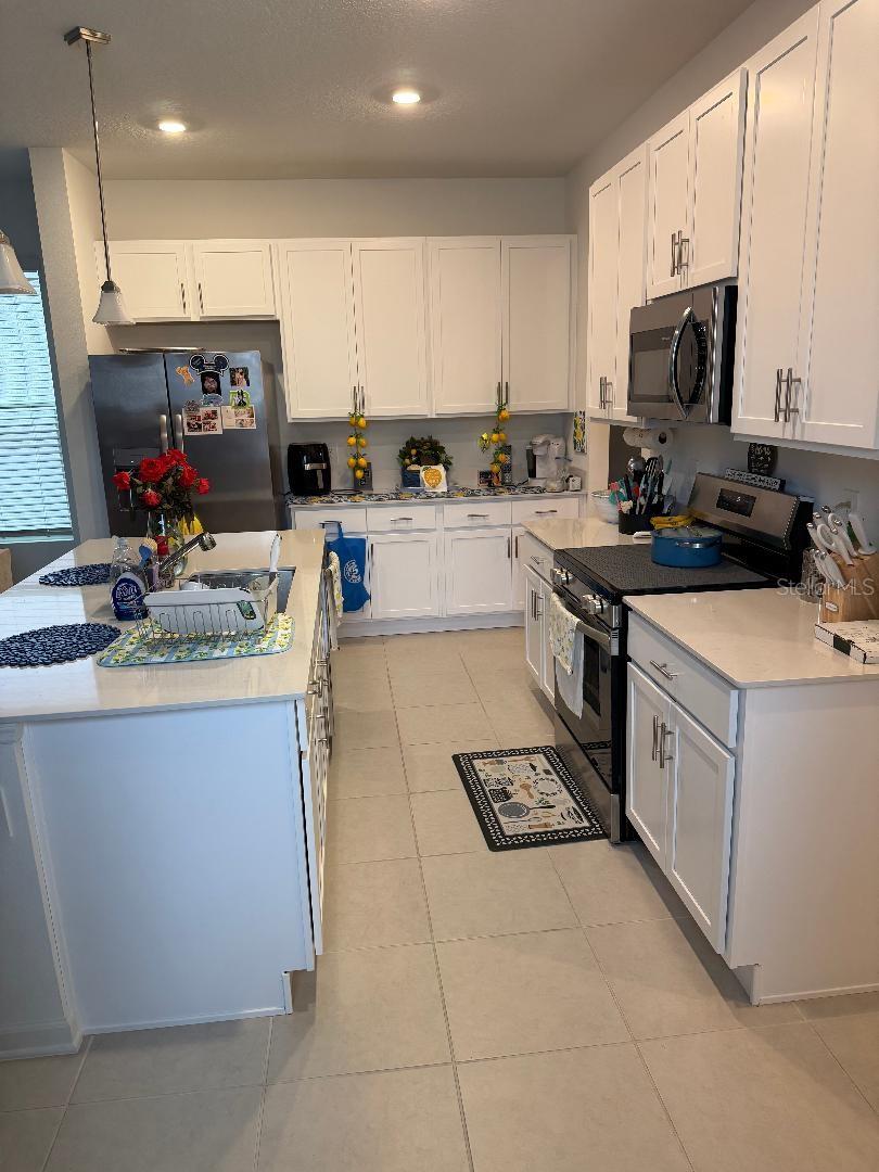 1892 BRIGHT SKY Dr KISSIMMEE, FL 34744