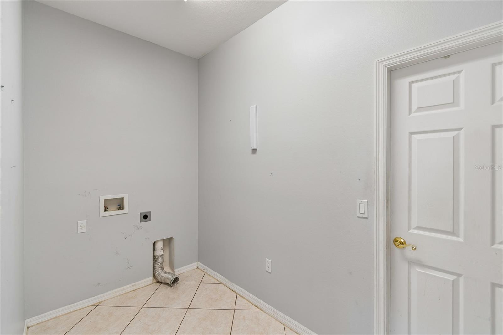 162 TALL PINES PASS KISSIMMEE, FL 34759