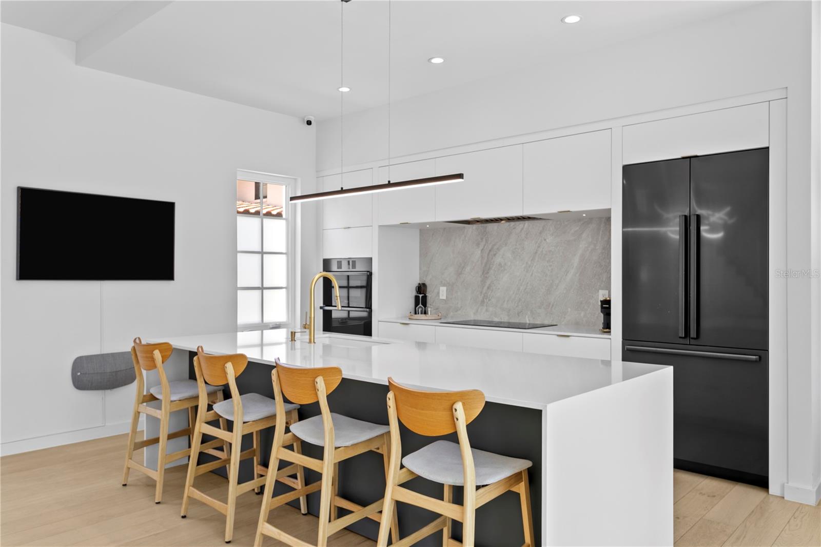 325 22ND Ave ST PETERSBURG, FL 33704