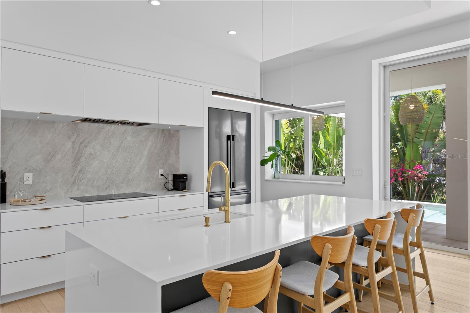 325 22ND Ave ST PETERSBURG, FL 33704