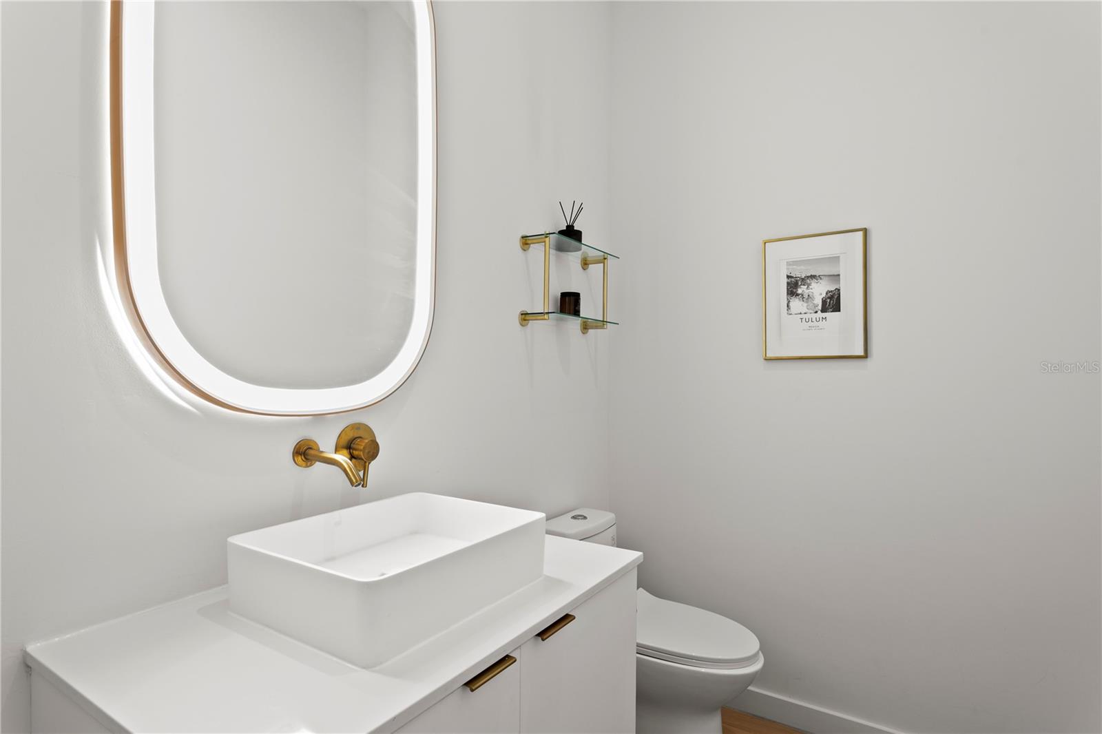 325 22ND Ave ST PETERSBURG, FL 33704