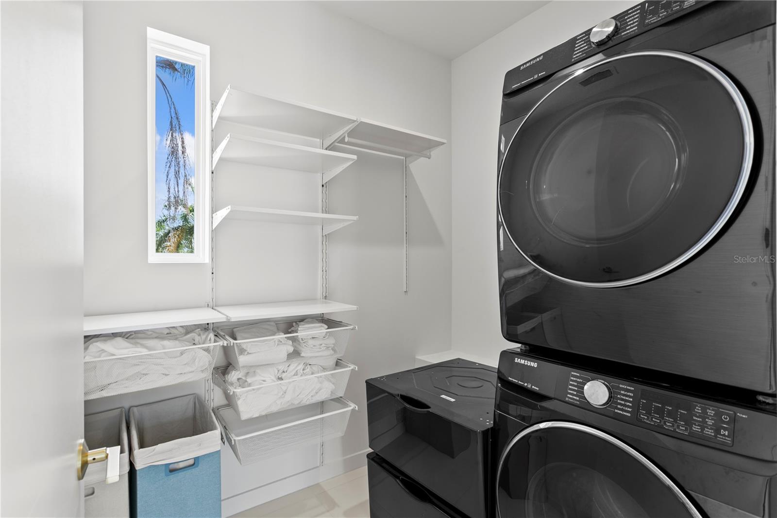 325 22ND Ave ST PETERSBURG, FL 33704