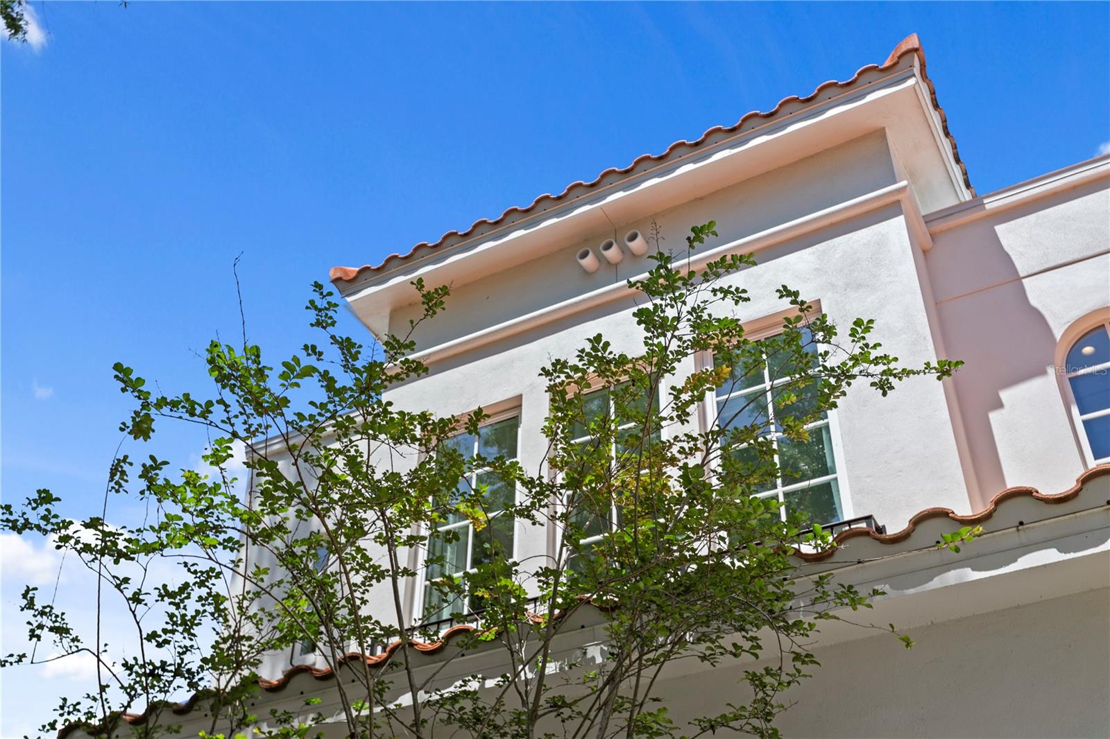 325 22ND Ave ST PETERSBURG, FL 33704