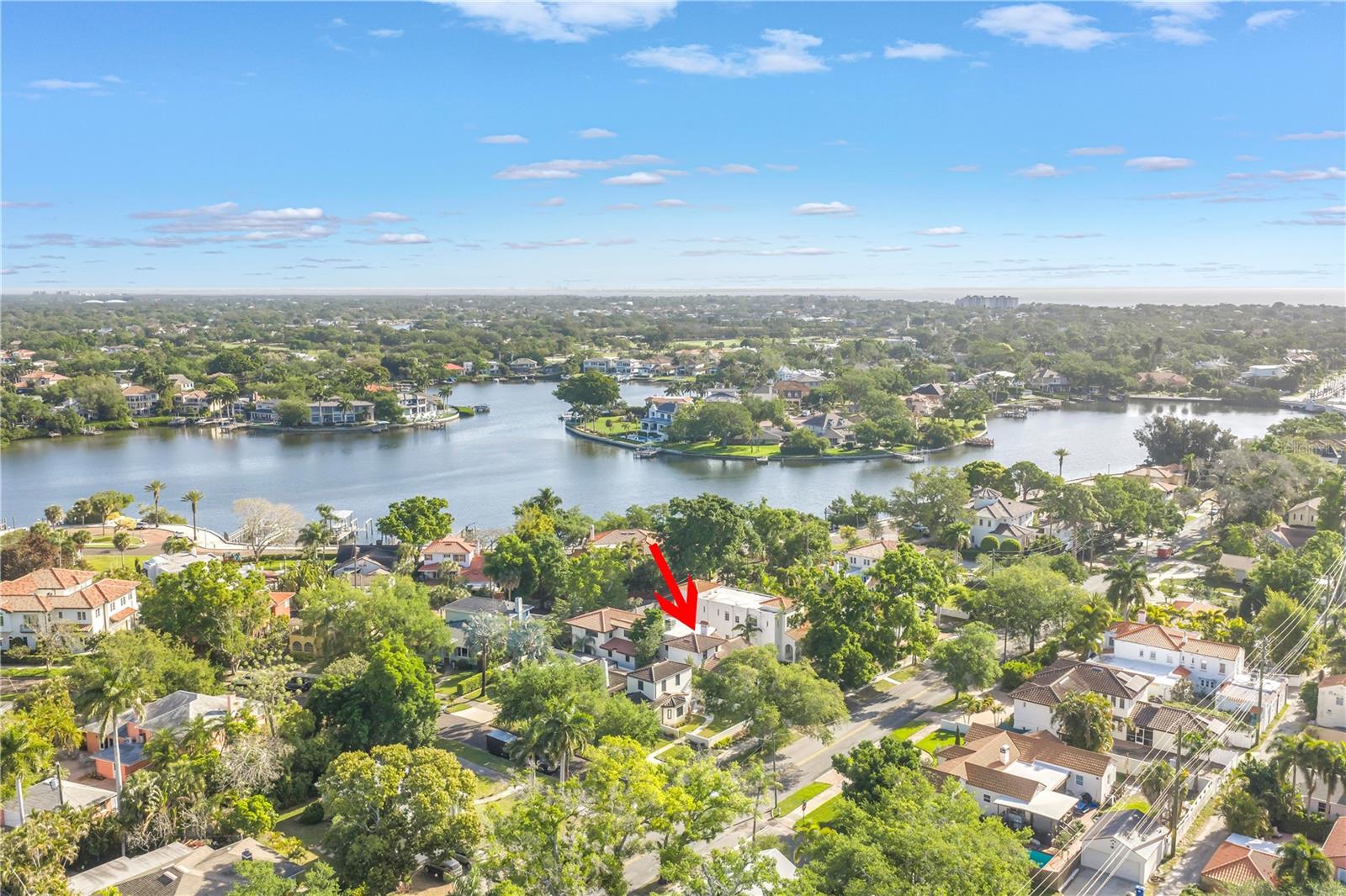 325 22ND Ave ST PETERSBURG, FL 33704