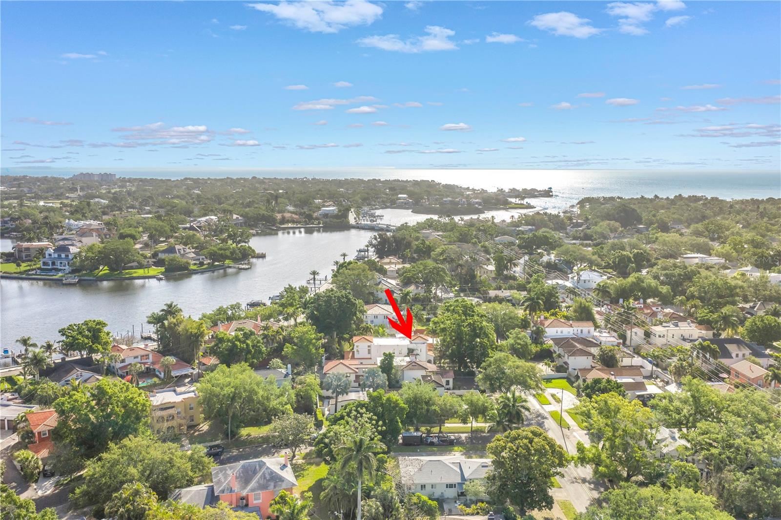 325 22ND Ave ST PETERSBURG, FL 33704