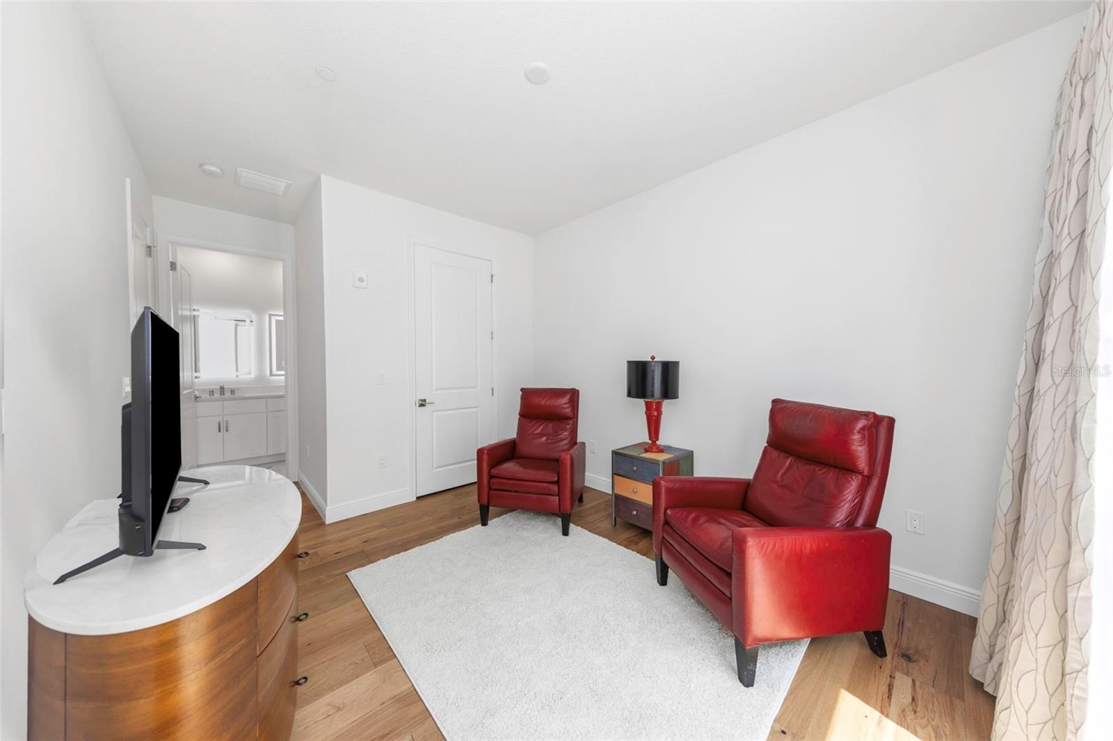 600 3RD Ave #305 ST PETERSBURG, FL 33701