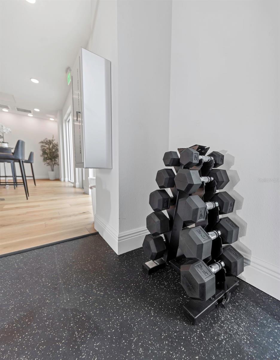 600 3RD Ave #305 ST PETERSBURG, FL 33701