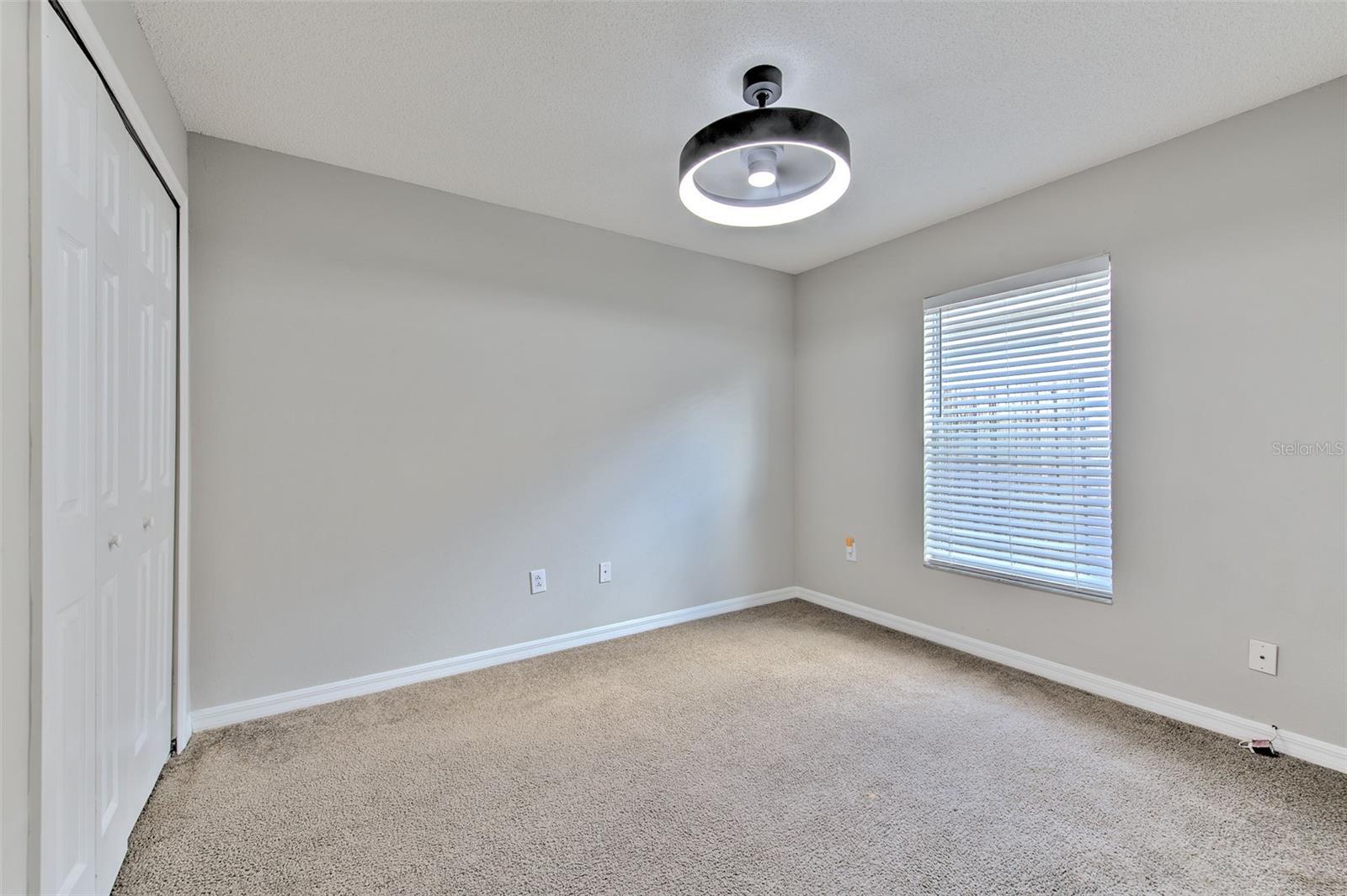 6043 POINTE PLEASANT Blvd WESLEY CHAPEL, FL 33545