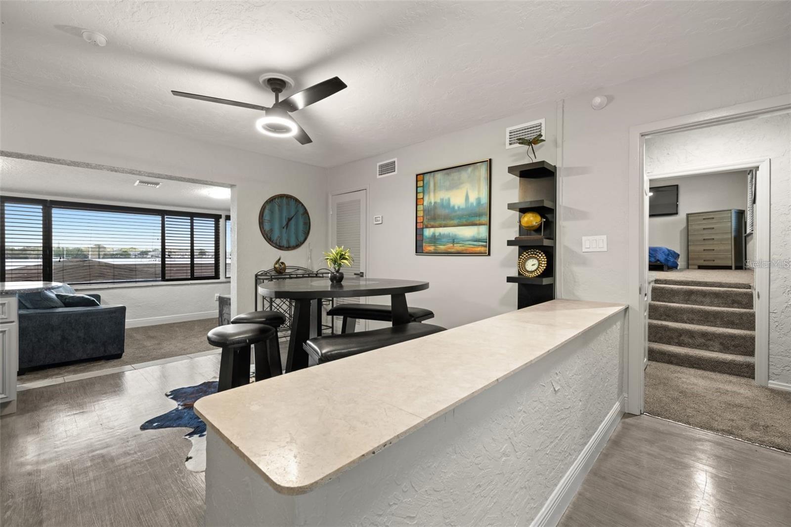 2785 BAYSIDE Dr ST PETERSBURG, FL 33705