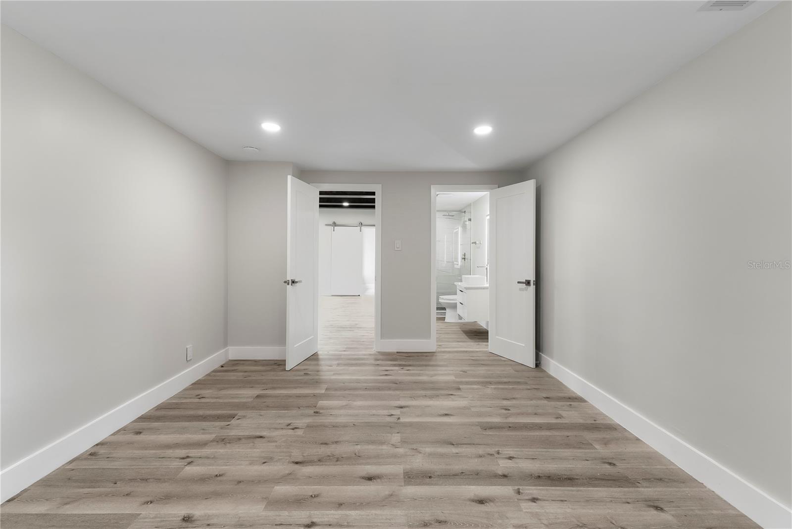 5526 PARKDALE Dr ORLANDO, FL 32839