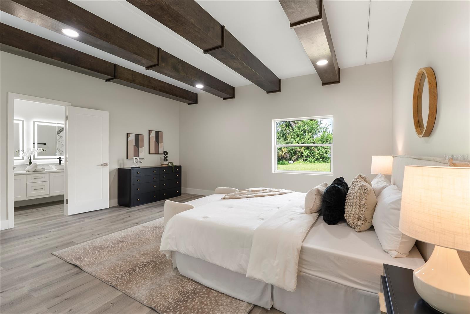 5526 PARKDALE Dr ORLANDO, FL 32839