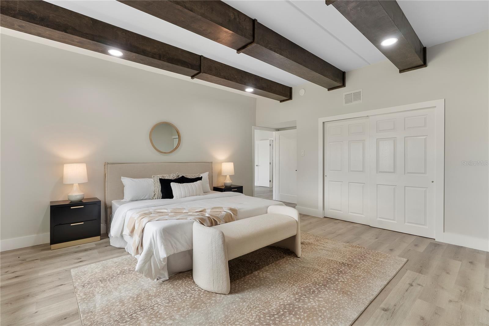 5526 PARKDALE Dr ORLANDO, FL 32839