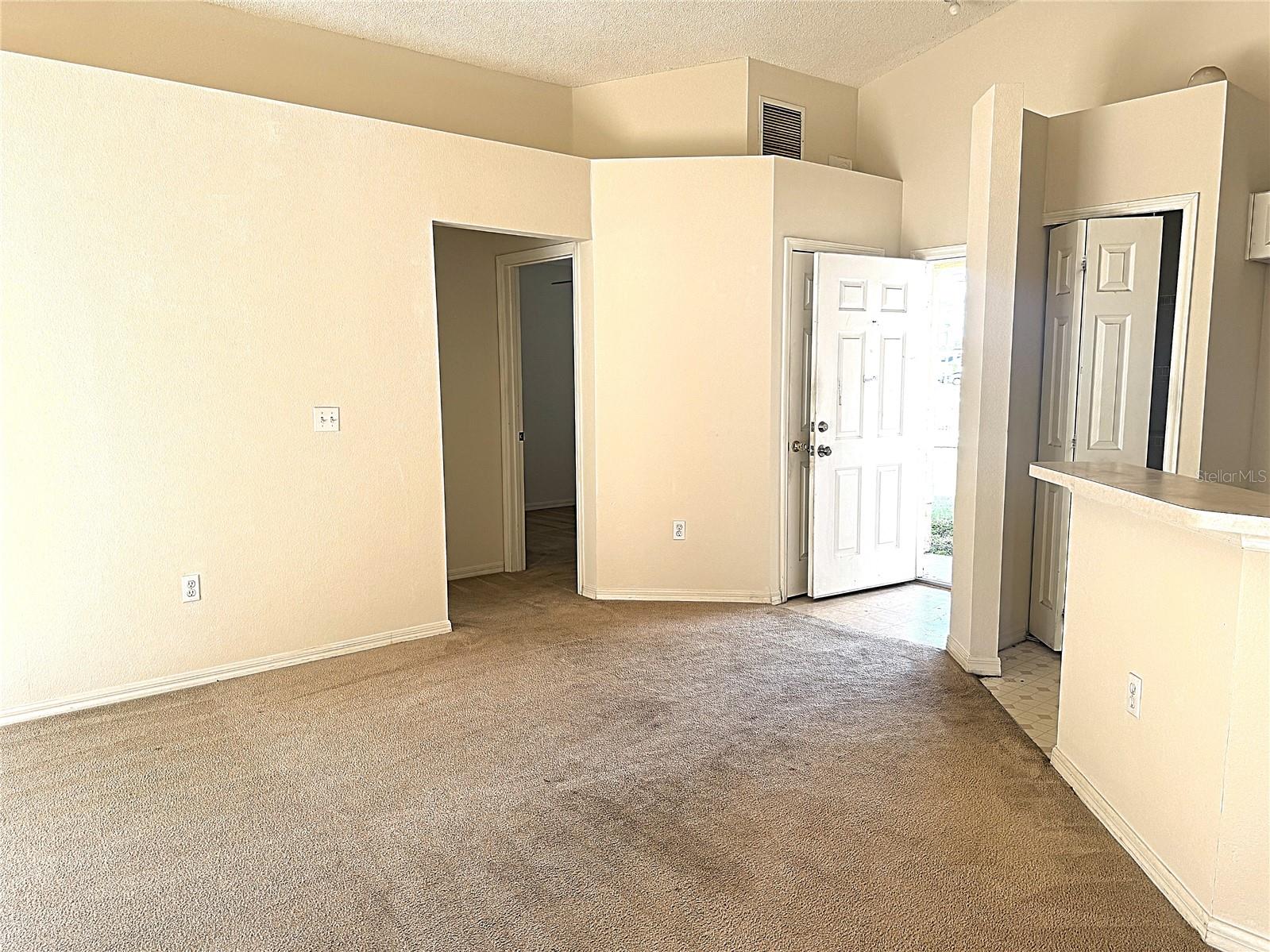 1727 PILCHARD Dr KISSIMMEE, FL 34759