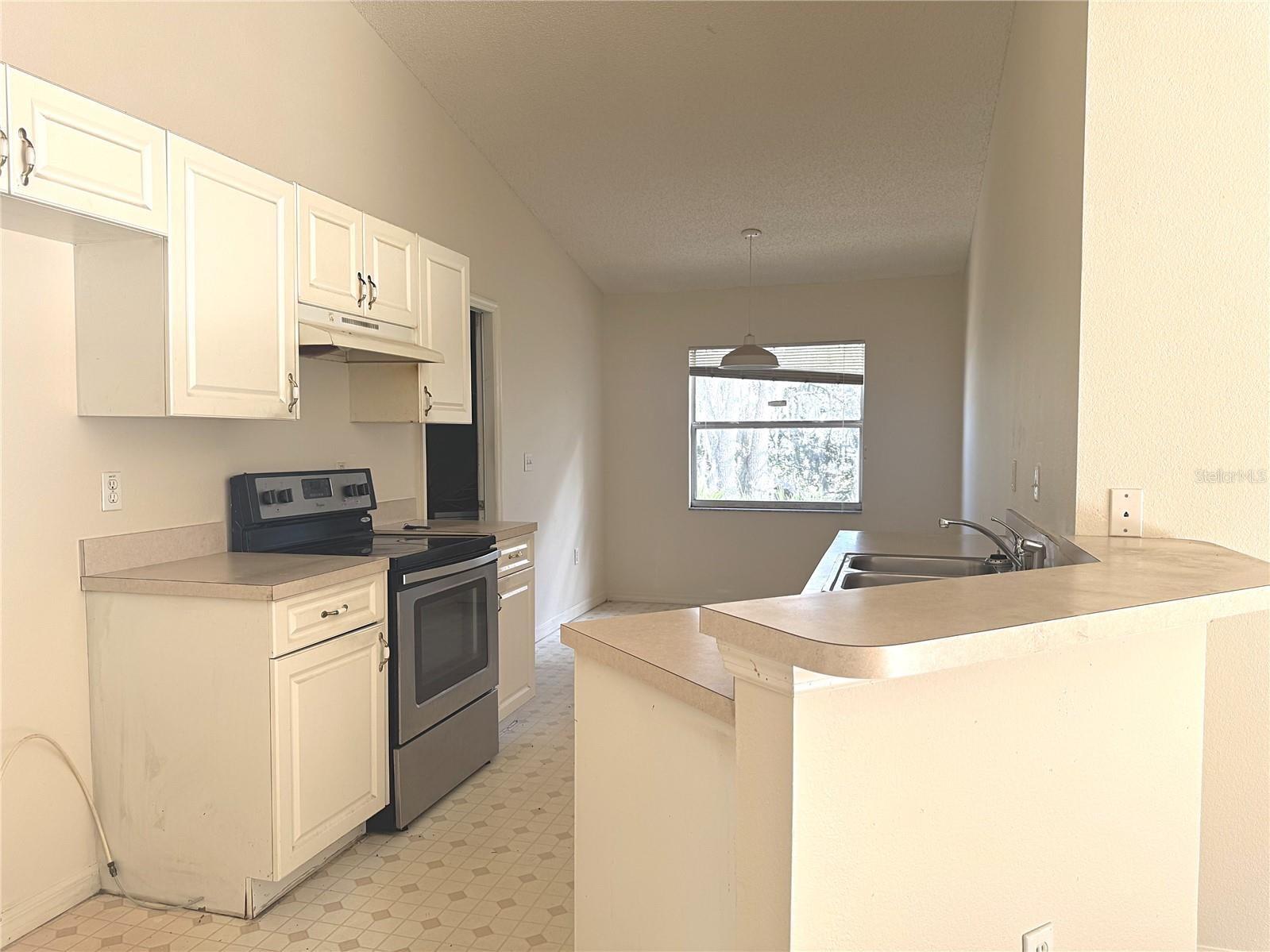 1727 PILCHARD Dr KISSIMMEE, FL 34759