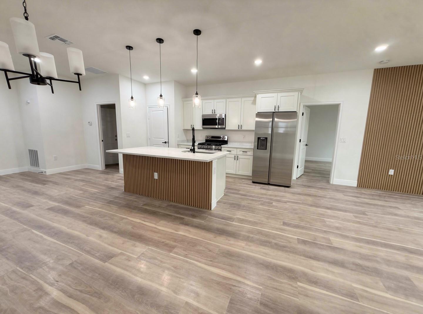 351 TENK St PORT CHARLOTTE, FL 33953