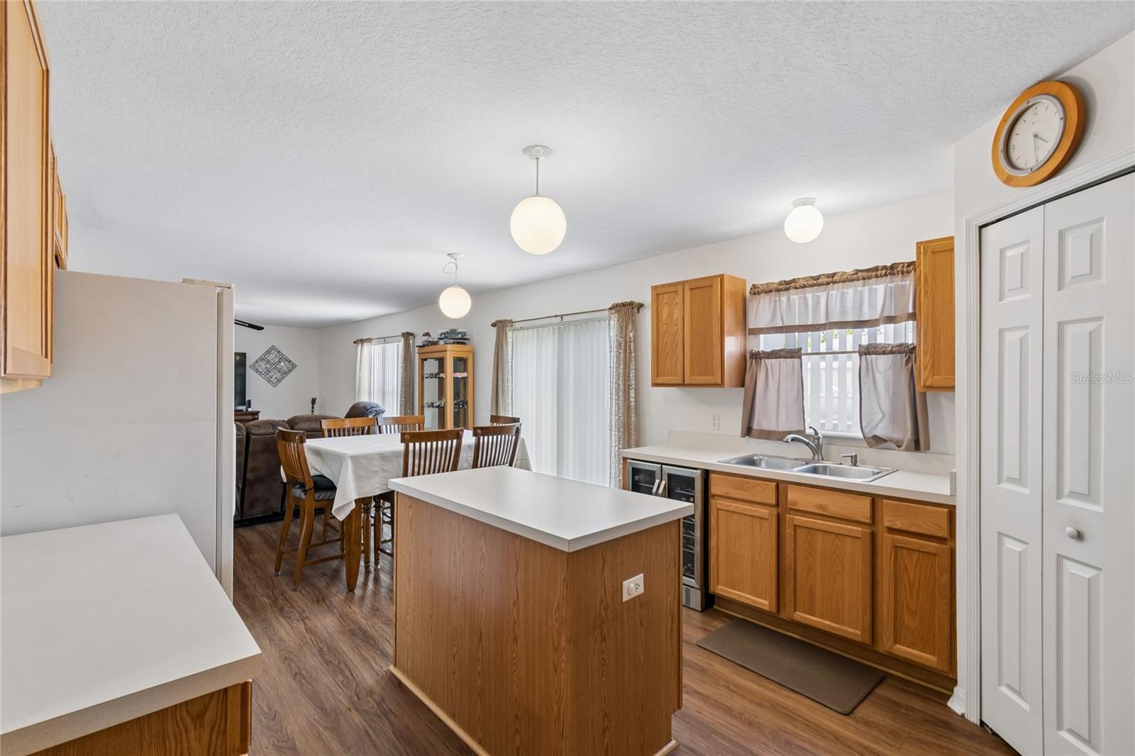 2789 WOODLAND Crk Cir KISSIMMEE, FL 34744