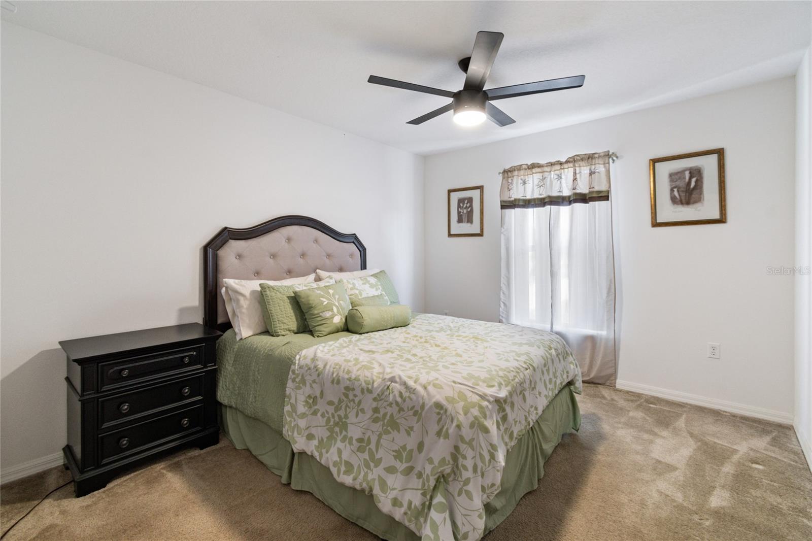 2789 WOODLAND Crk Cir KISSIMMEE, FL 34744