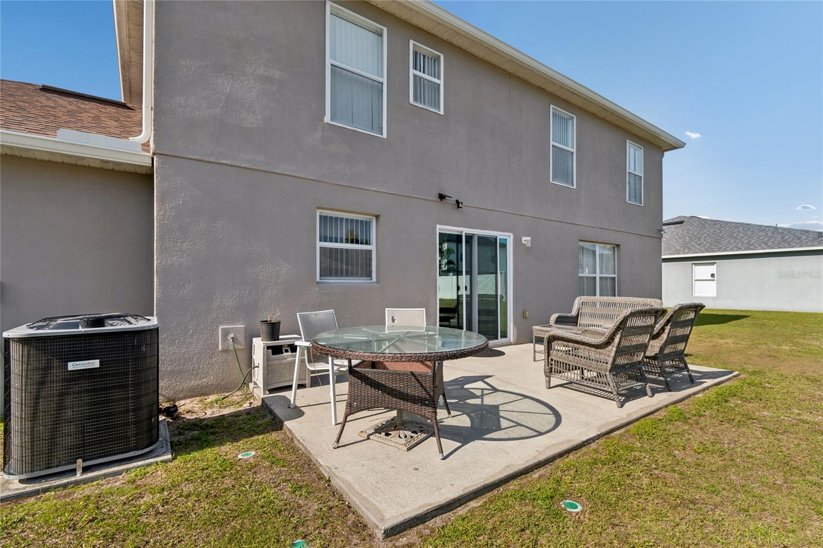 2789 WOODLAND Crk Cir KISSIMMEE, FL 34744