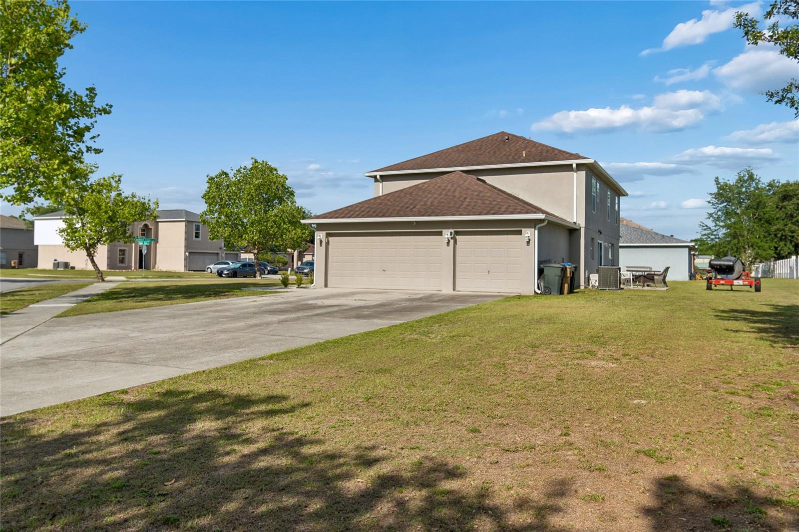 2789 WOODLAND Crk Cir KISSIMMEE, FL 34744