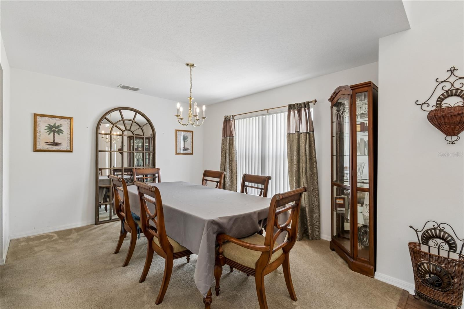 2789 WOODLAND Crk Cir KISSIMMEE, FL 34744