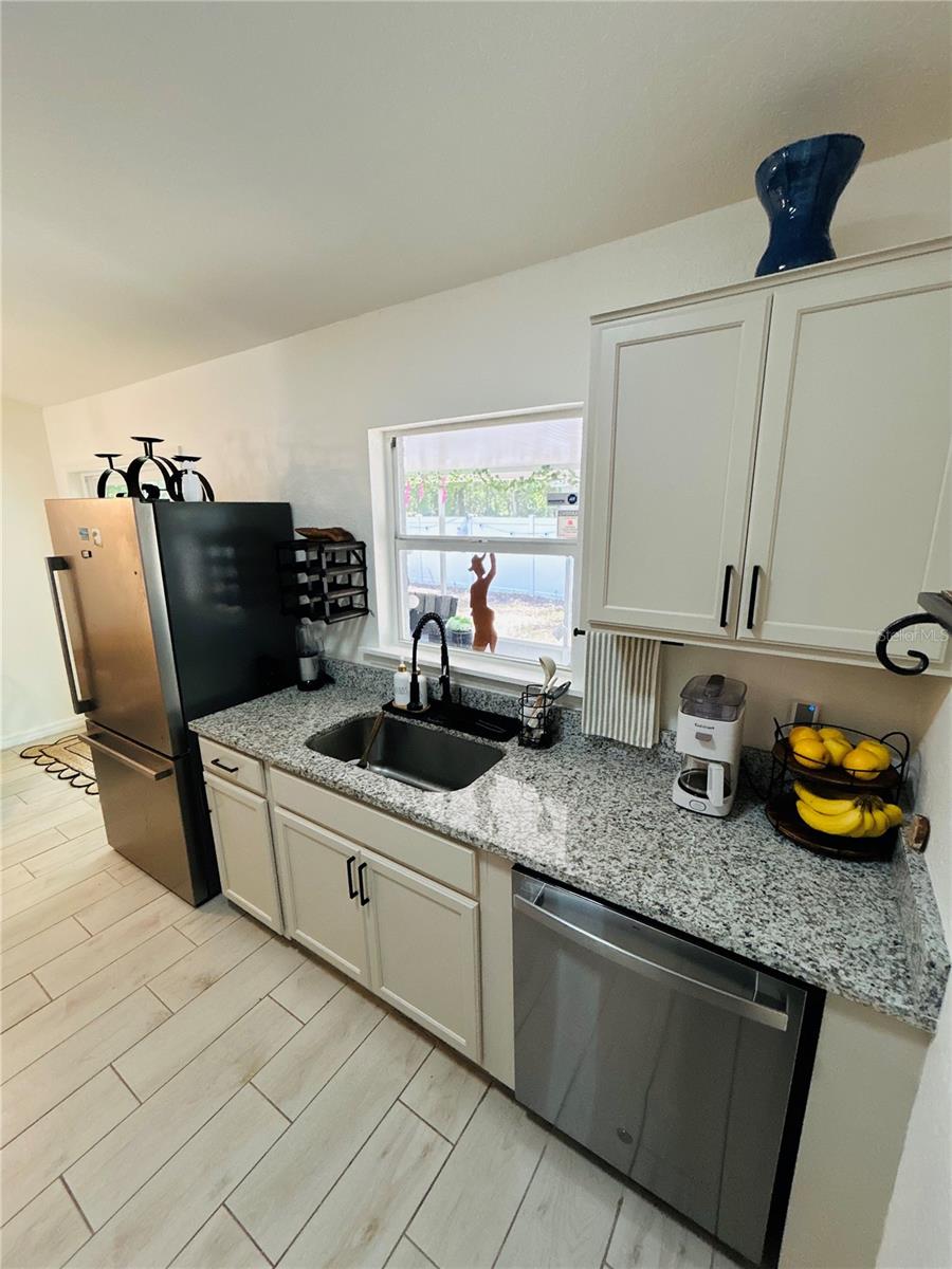 635 GAZELLE Dr KISSIMMEE, FL 34759
