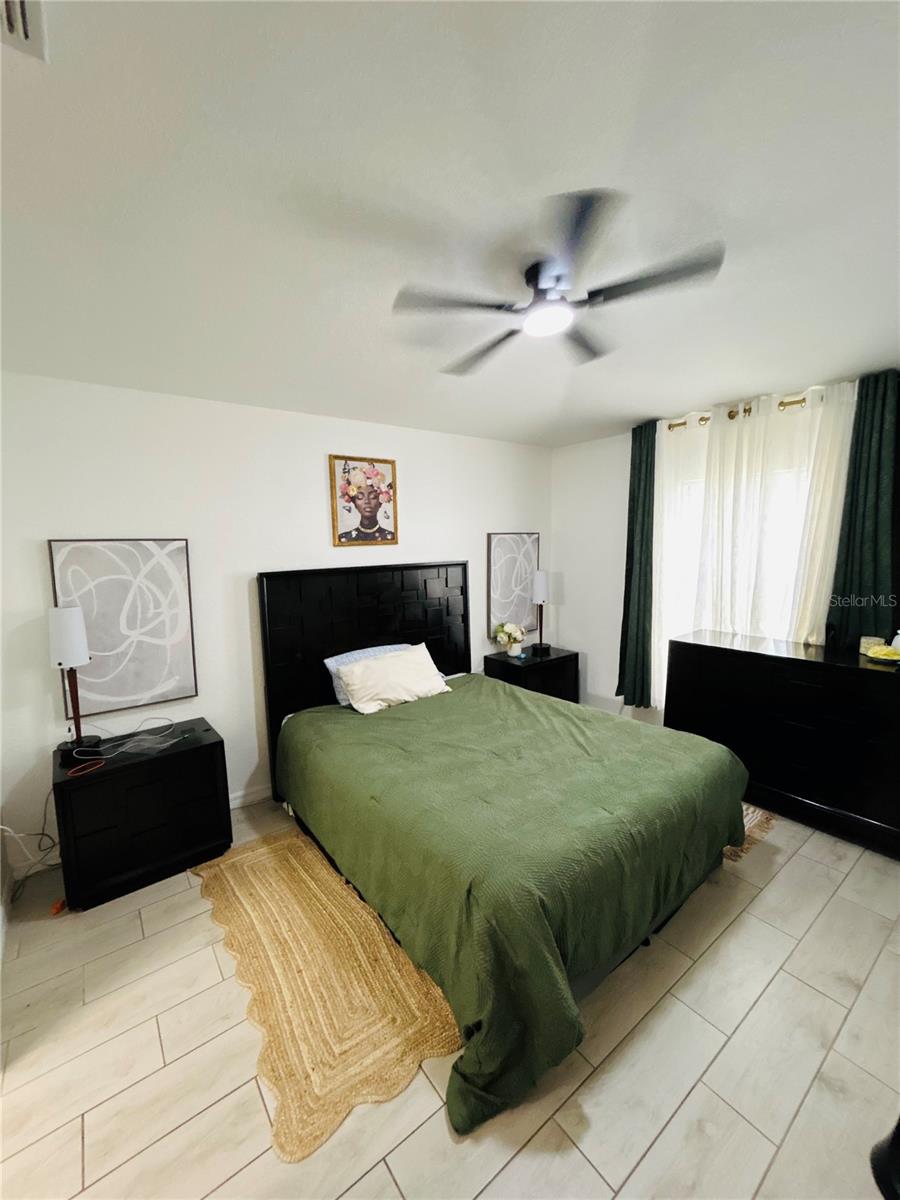 635 GAZELLE Dr KISSIMMEE, FL 34759