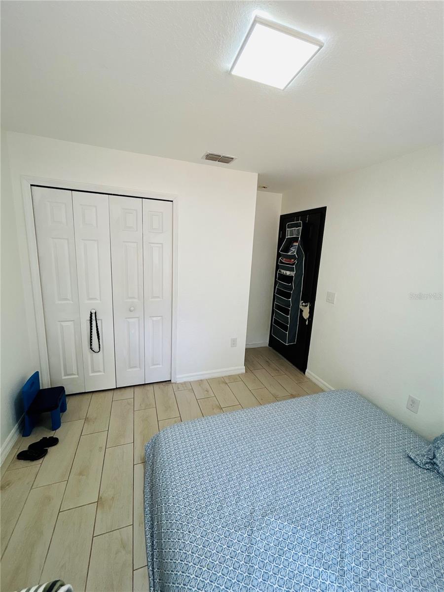 635 GAZELLE Dr KISSIMMEE, FL 34759