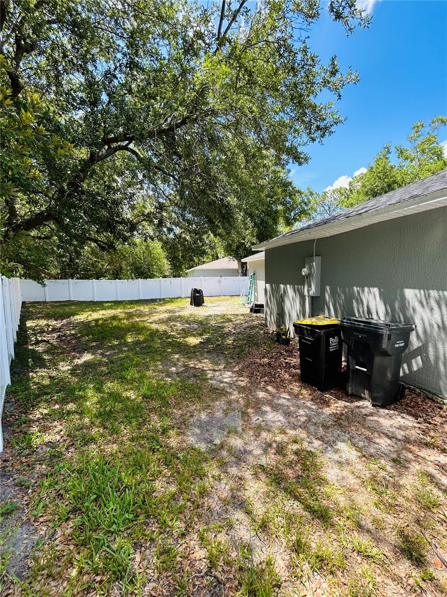 635 GAZELLE Dr KISSIMMEE, FL 34759
