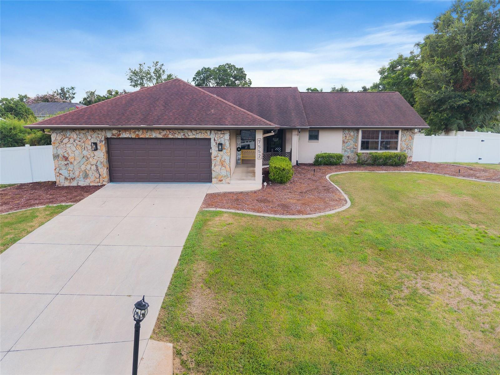 7552 SW 102ND Cir