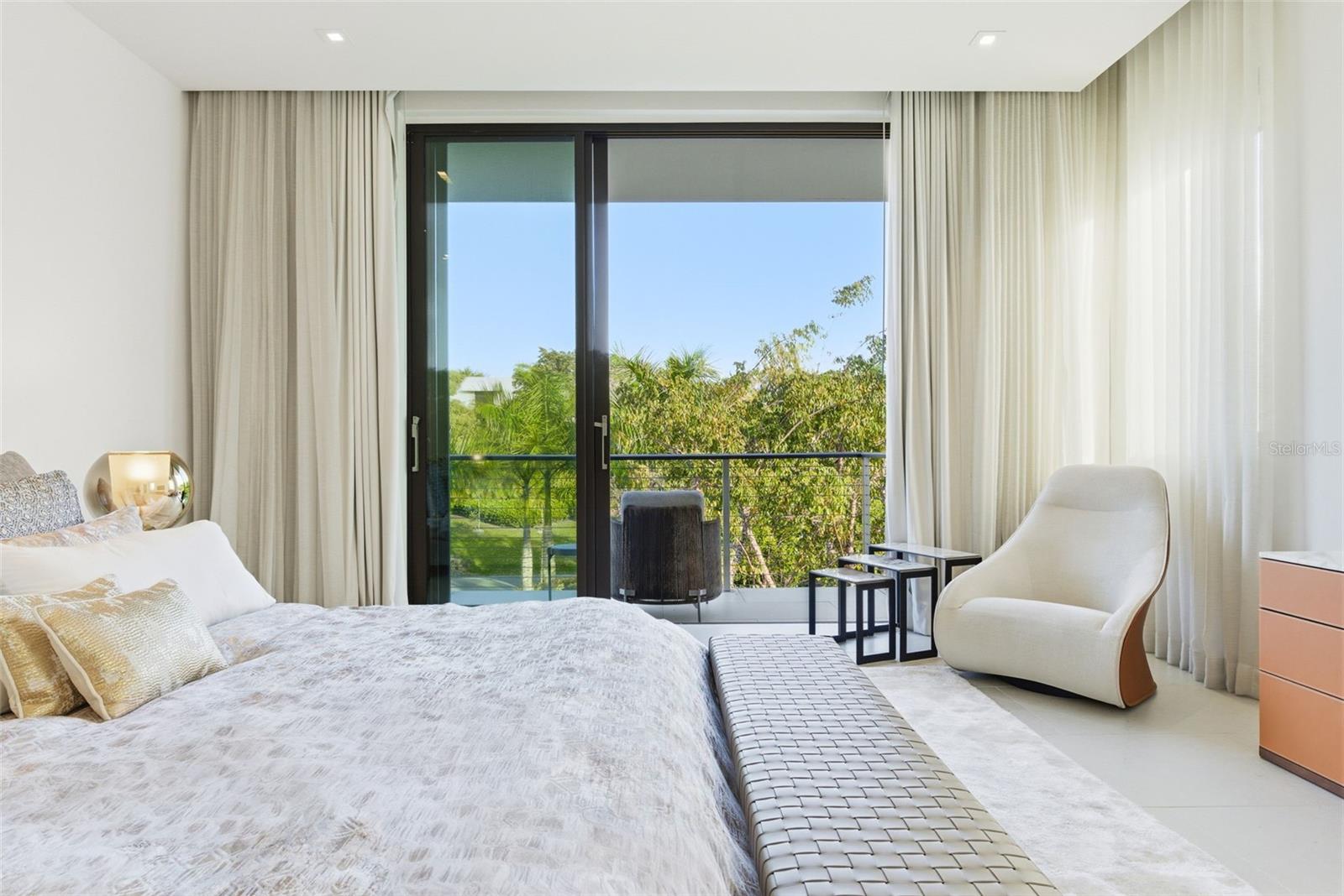 206 LEGACY DORADO, PR 00646