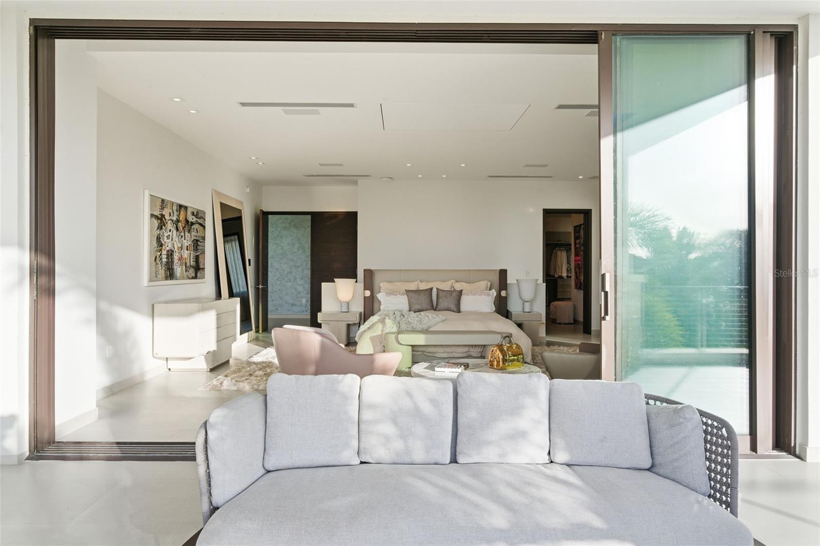 206 LEGACY DORADO, PR 00646