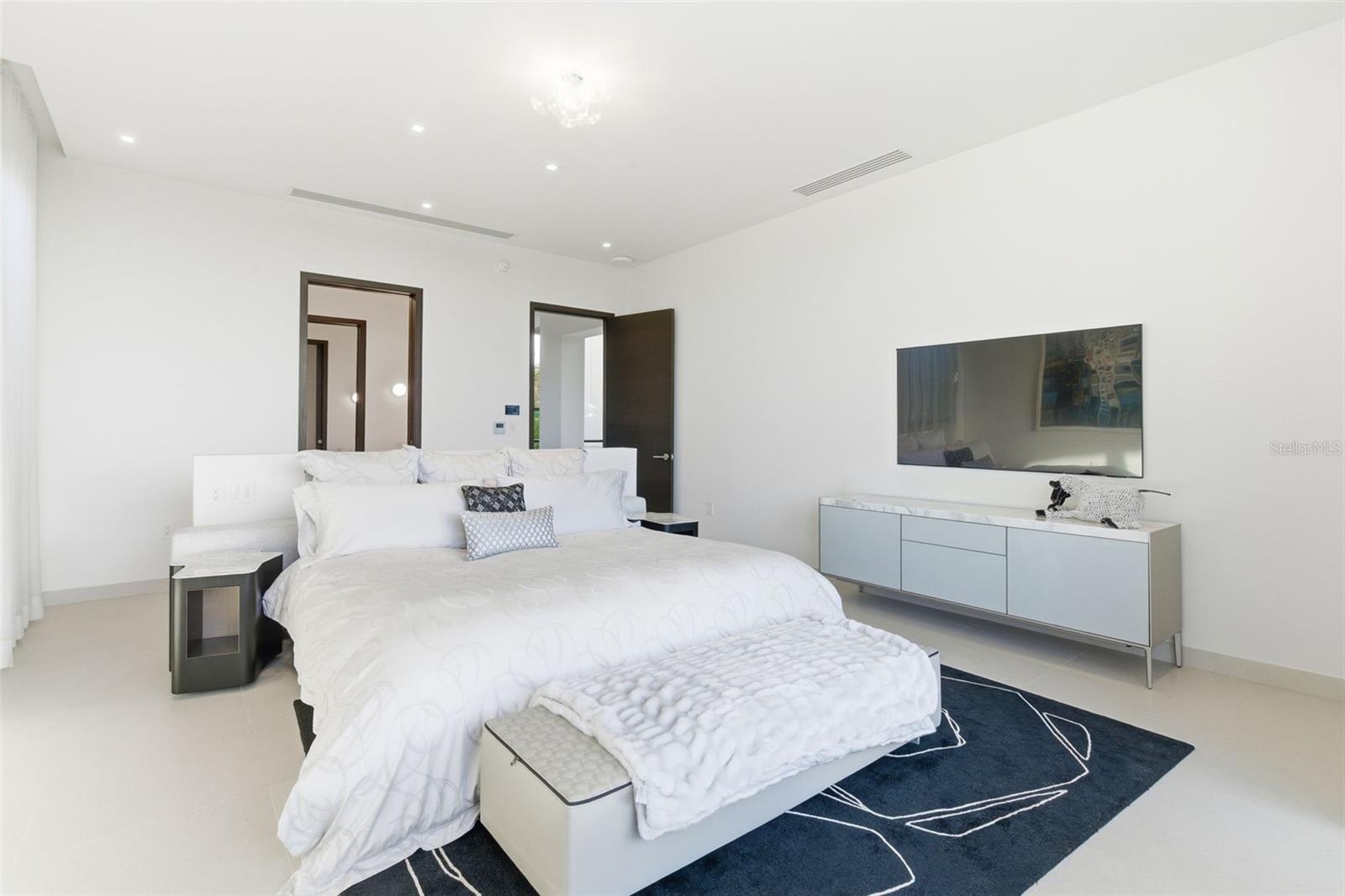 206 LEGACY DORADO, PR 00646