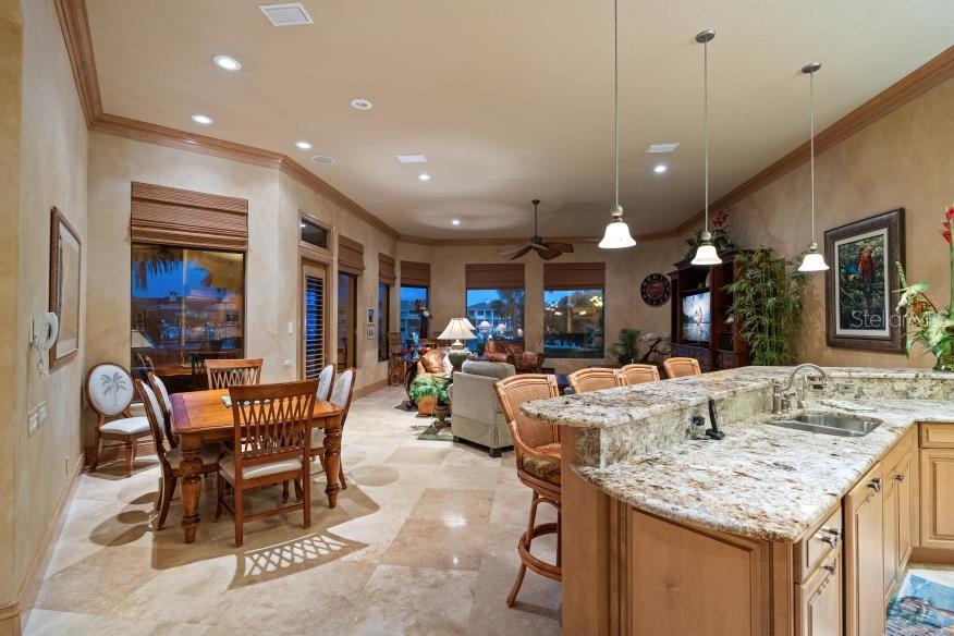 841 PONCE DE LEON Dr ST PETERSBURG, FL 33715