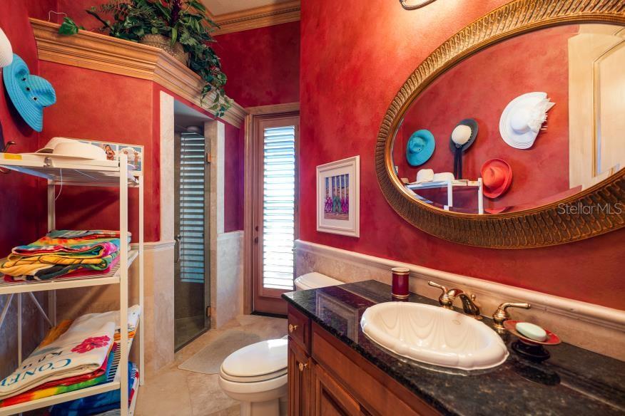 841 PONCE DE LEON Dr ST PETERSBURG, FL 33715