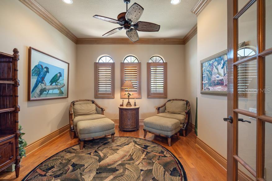 841 PONCE DE LEON Dr ST PETERSBURG, FL 33715