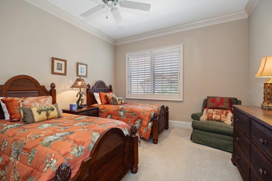 841 PONCE DE LEON Dr ST PETERSBURG, FL 33715