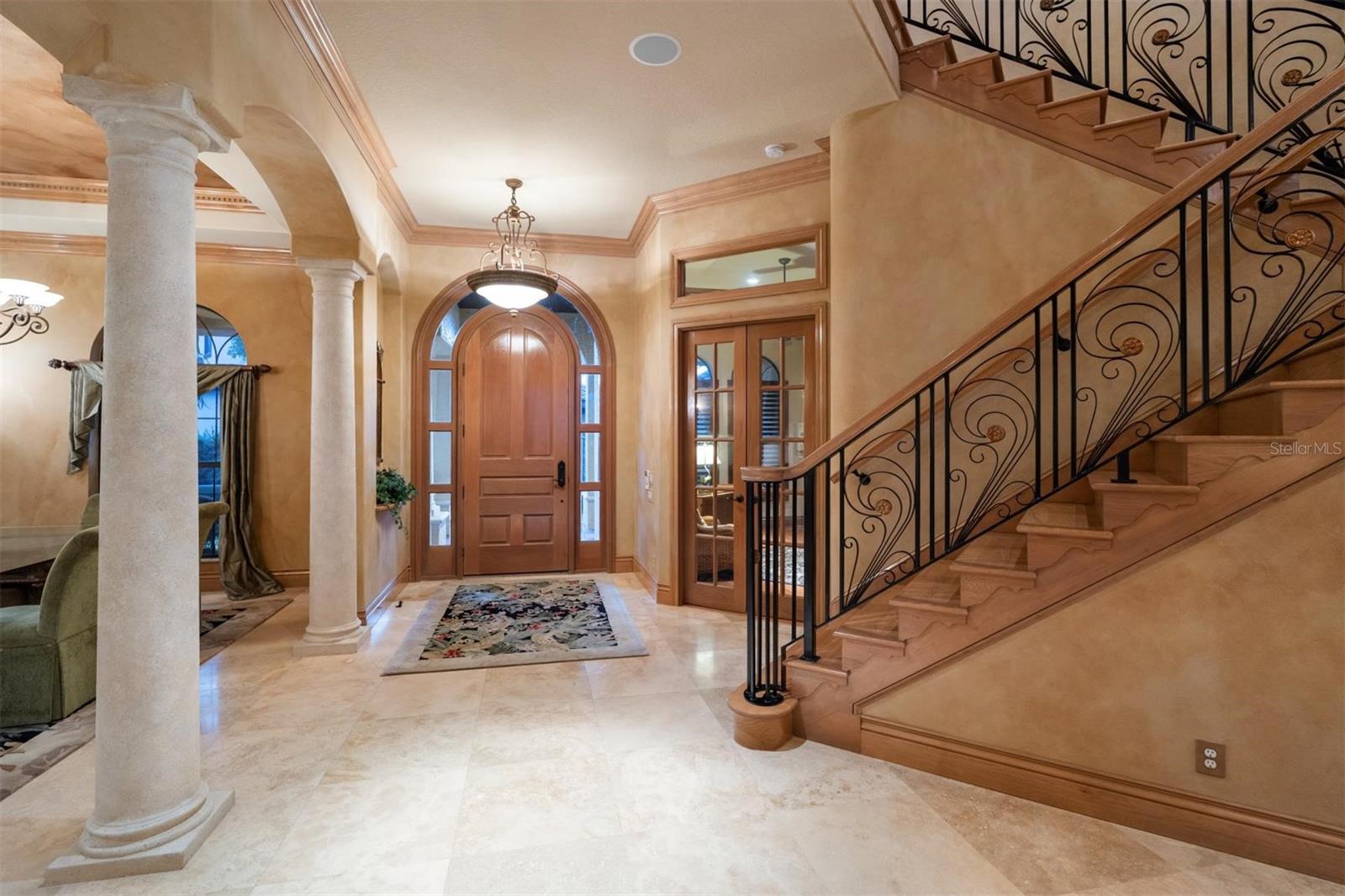 841 PONCE DE LEON Dr ST PETERSBURG, FL 33715