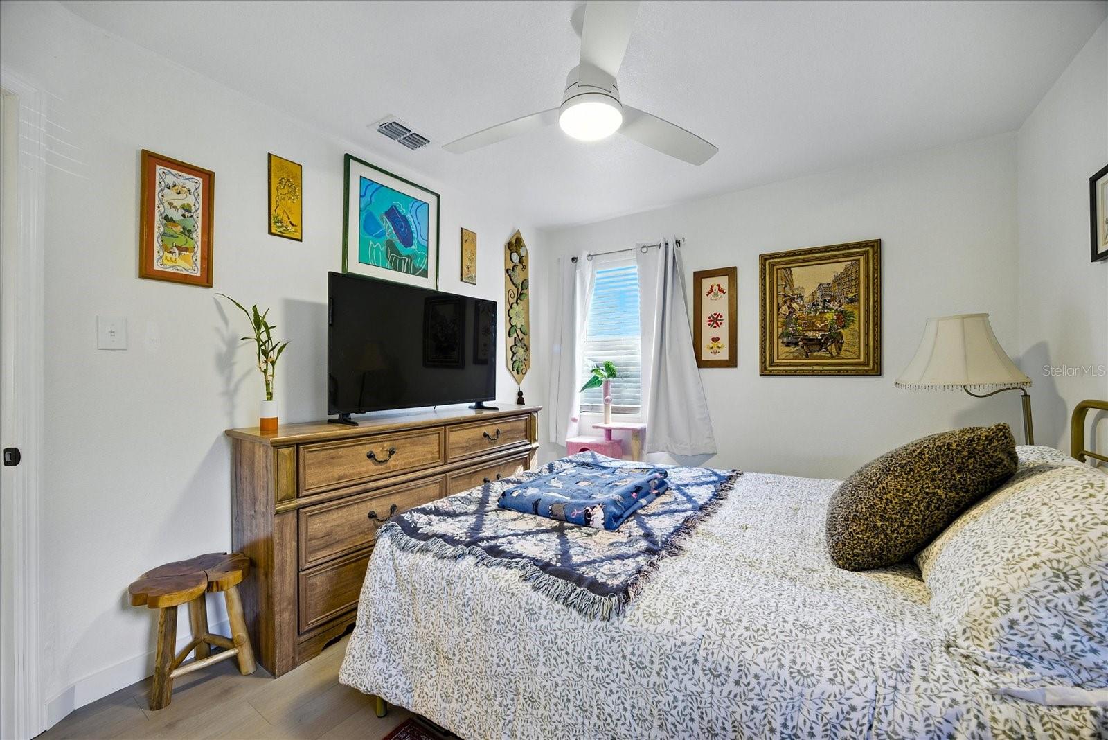 1466 15TH St ST PETERSBURG, FL 33705