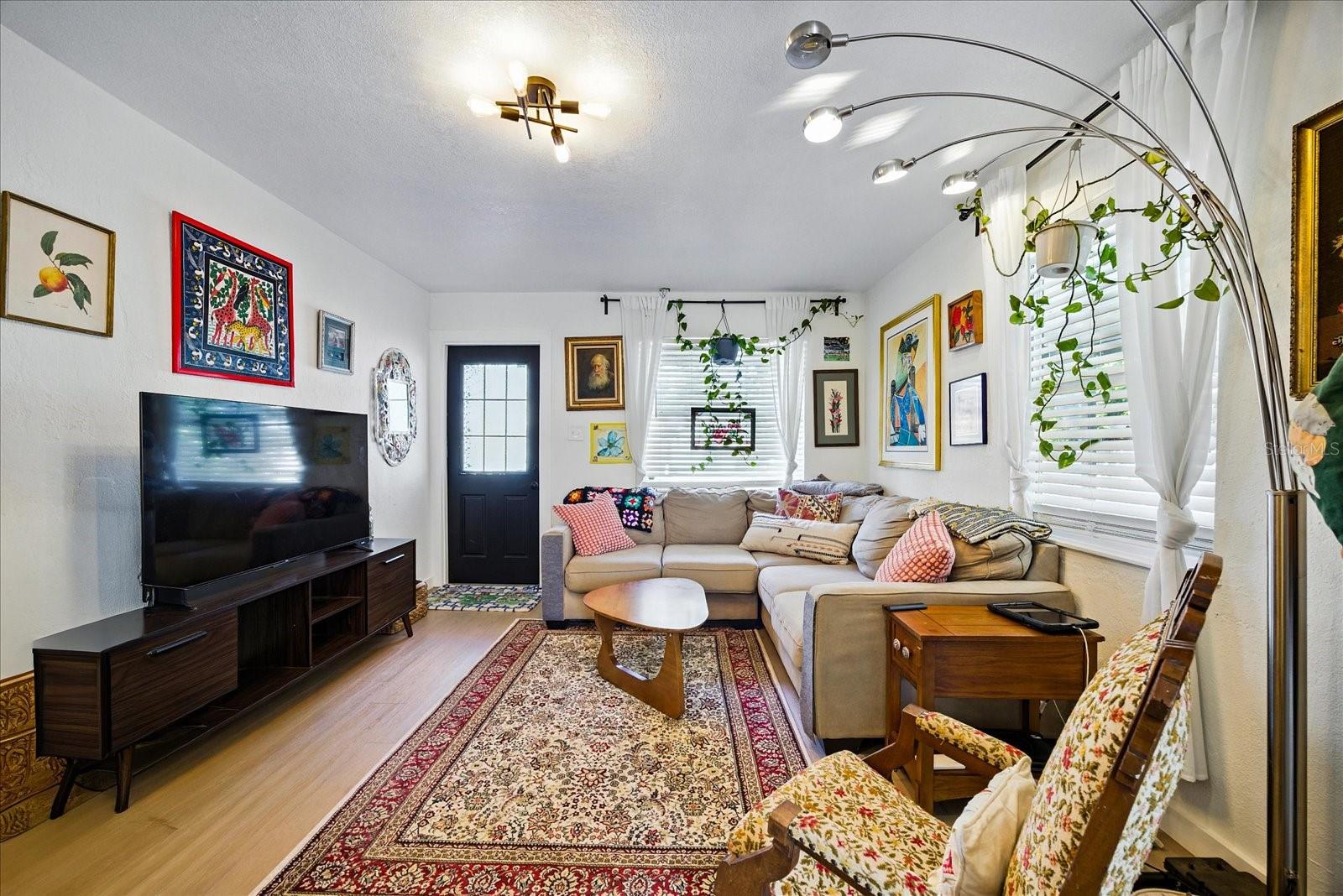 1466 15TH St ST PETERSBURG, FL 33705