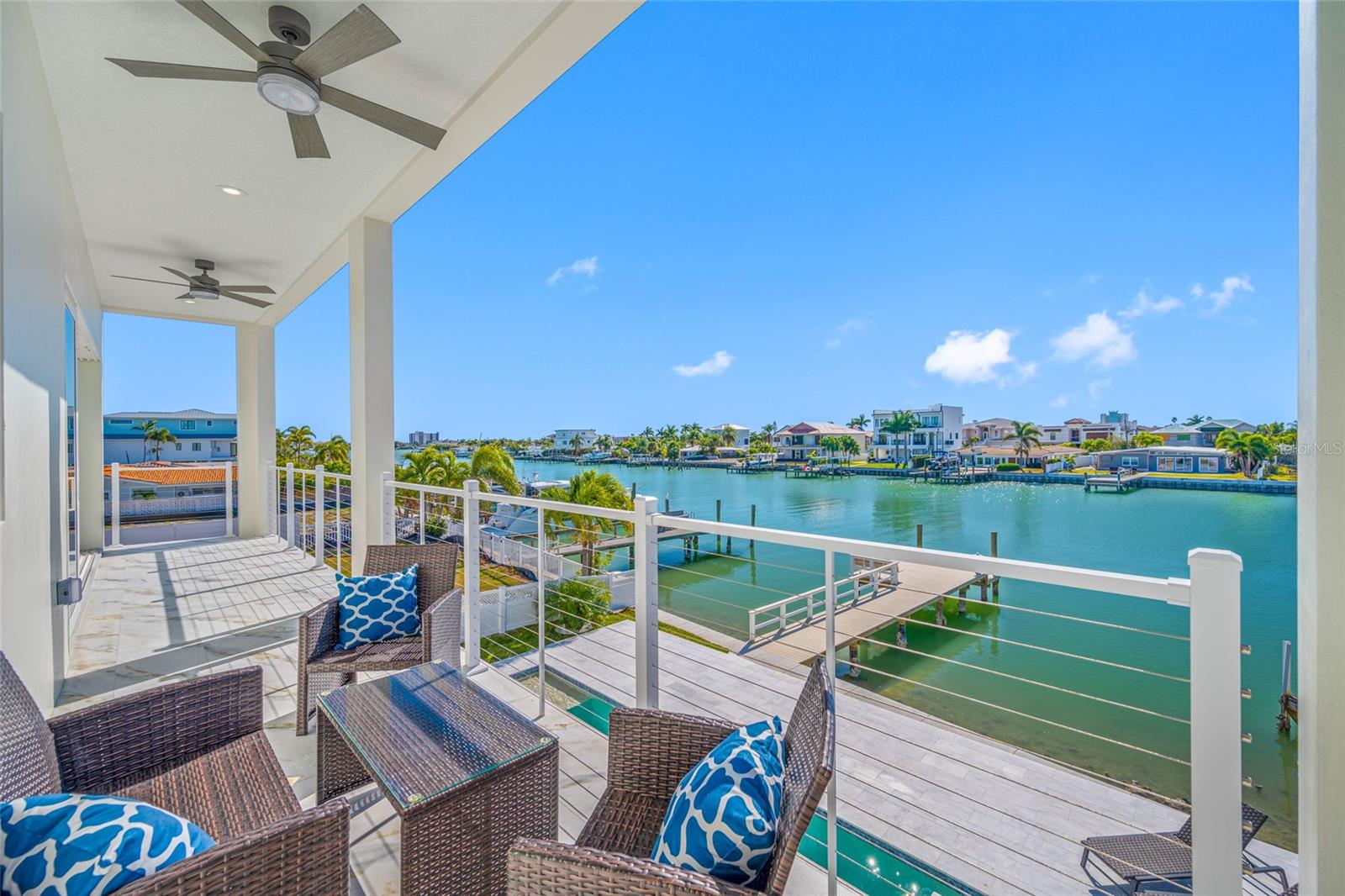 11460 7TH St TREASURE ISLAND, FL 33706