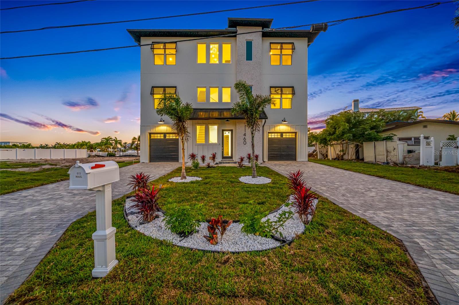 11460 7TH St TREASURE ISLAND, FL 33706