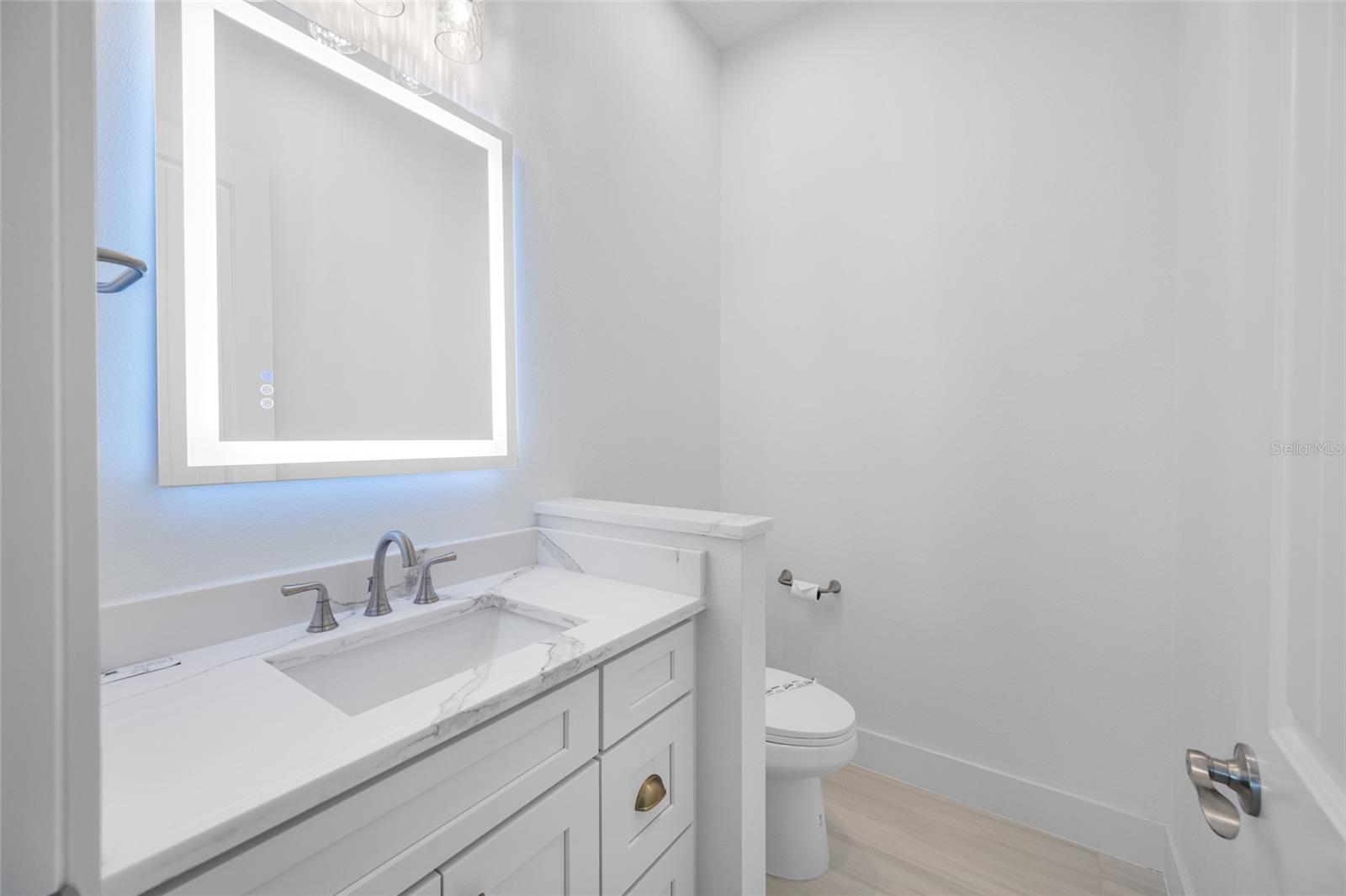 11460 7TH St TREASURE ISLAND, FL 33706