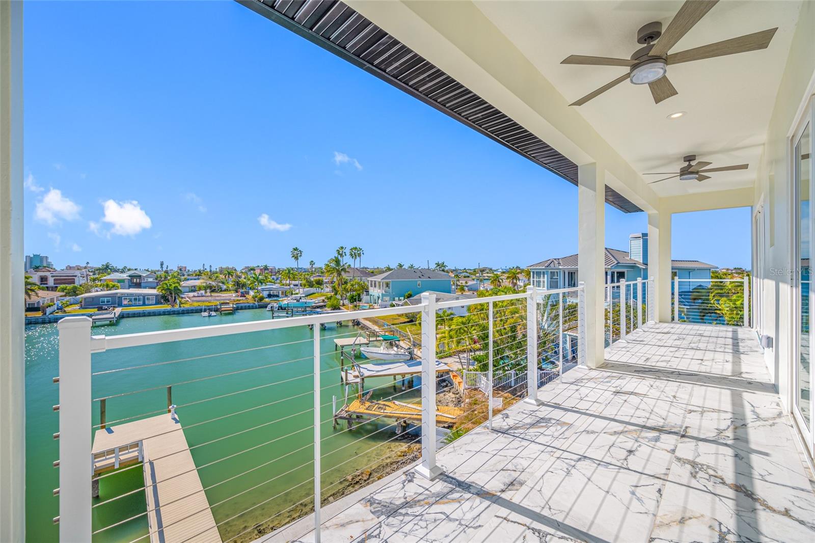 11460 7TH St TREASURE ISLAND, FL 33706