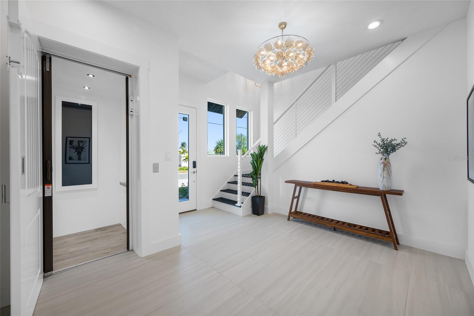 11460 7TH St TREASURE ISLAND, FL 33706