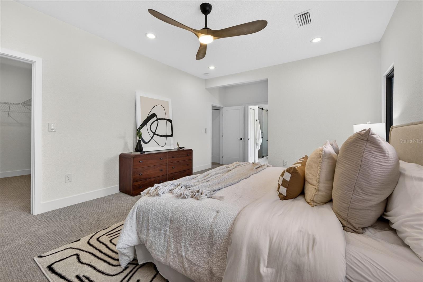 159 17TH Ave ST PETERSBURG, FL 33704