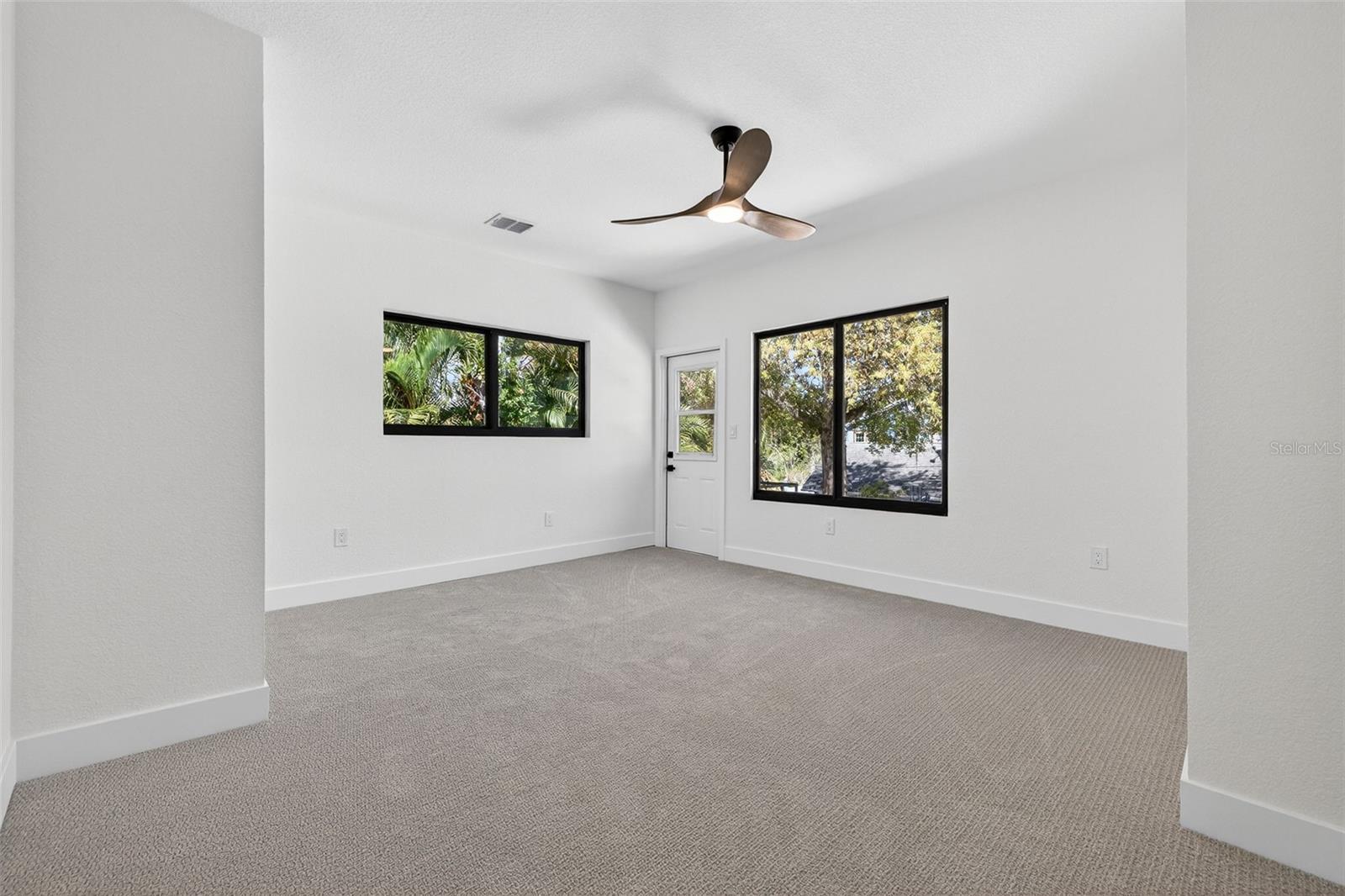 159 17TH Ave ST PETERSBURG, FL 33704